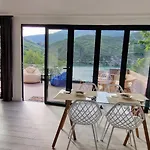 Vakantiehuis Koman Paradise Shkodër