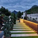Koman Paradise