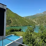 Vakantiehuis Koman Paradise Shkodër