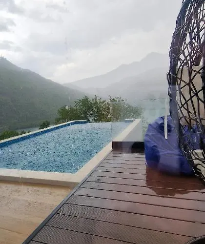 Koman Paradise Shkodër