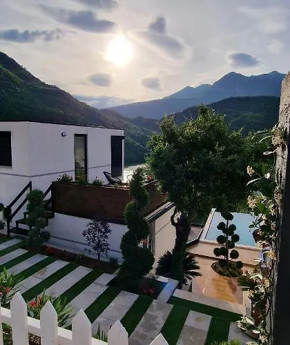 Ferienhaus Koman Paradise Shkodra