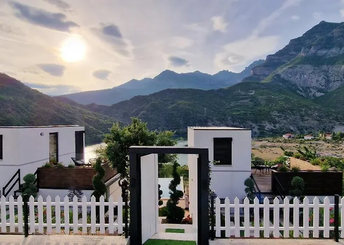 Koman Paradise * Shkodër