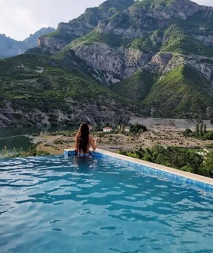 Ferienhaus Koman Paradise *