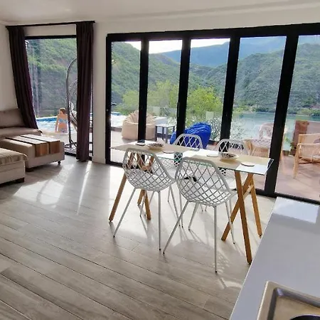 Holiday home Koman Paradise By Romina Shkoder
