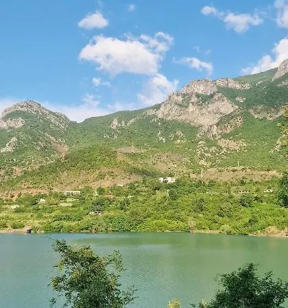 Koman Paradise Feriehus