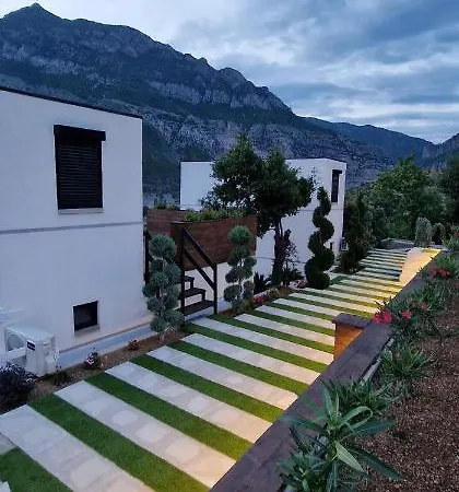 Holiday home Koman Paradise By Romina *