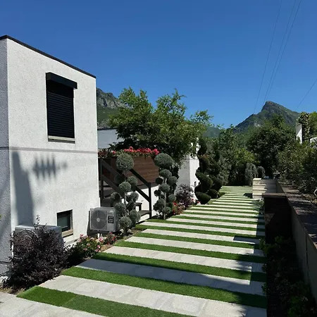 Nyaraló Koman Paradise *