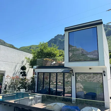 Koman Paradise Shkodër