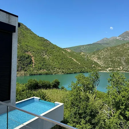 Nyaraló Koman Paradise Shkodra