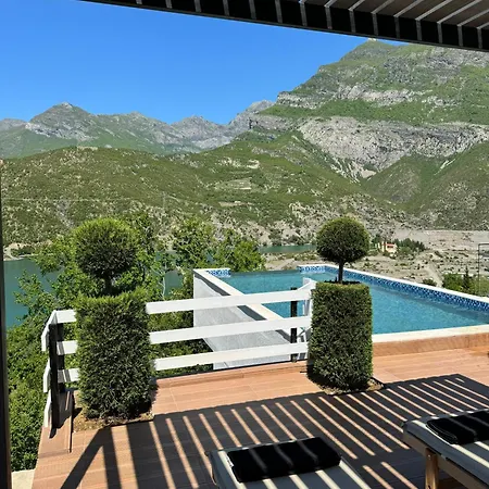 Holiday home Koman Paradise By Romina *