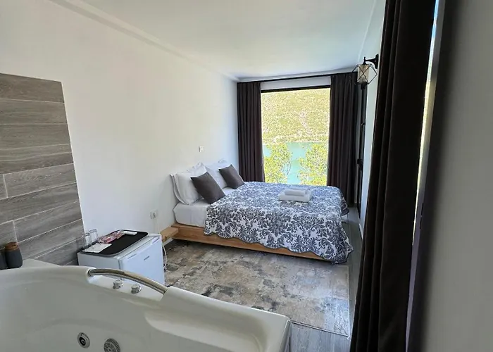 度假居 Koman Paradise *